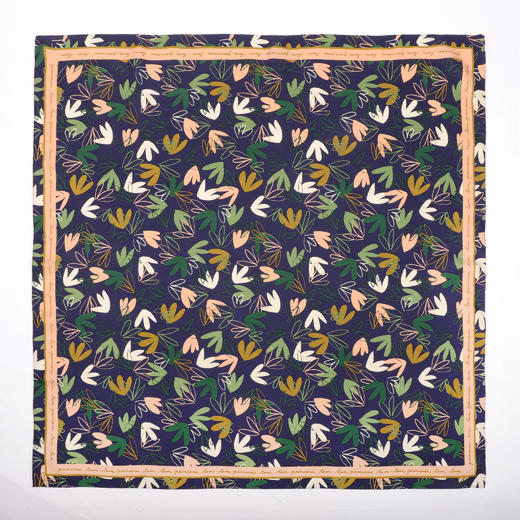 桑蚕丝印花方巾 商品图1