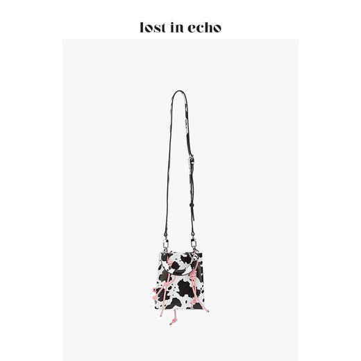 lost in echo绑带金属环扣小包奶牛纹 商品图4