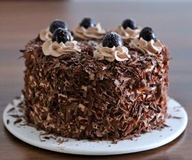 鲜奶水果黑森林