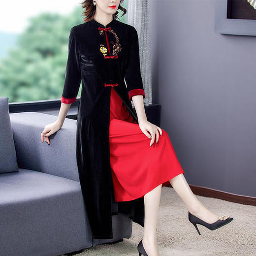AHM-yslg8387冬季新款中国风洋气刺绣假两件丝绒旗袍裙 商品图0