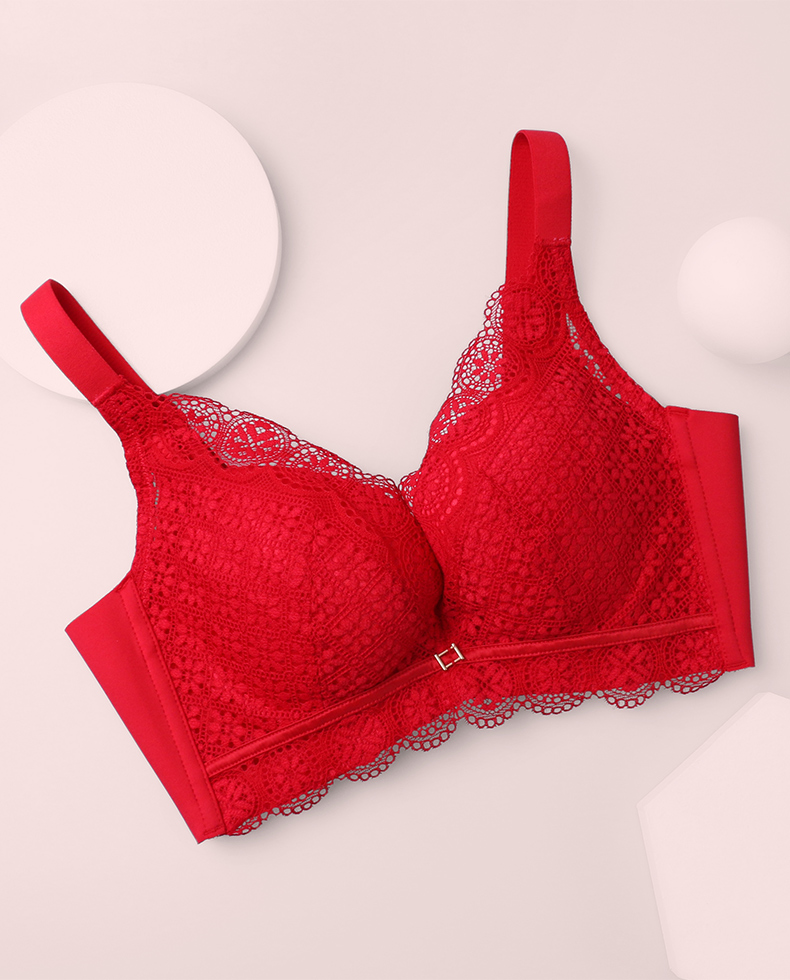 美季美优复古蕾丝大红文胸性感聚拢调整