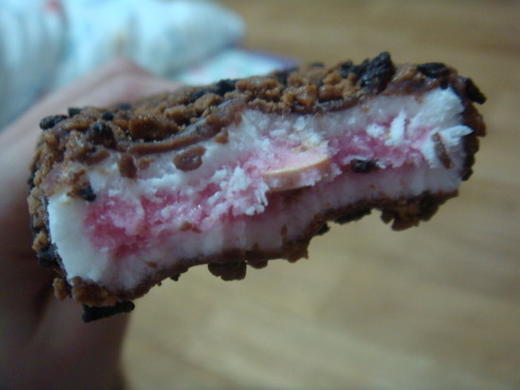 乐天猪猪草莓夹心脆皮70ml롯데삼강돼지바70ml 商品图3