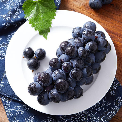 精品 云南黑提 香甜多汁 商品图4