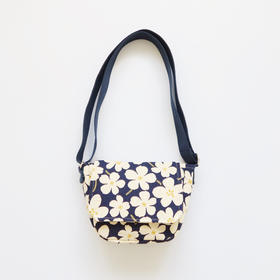 HUJI祤集Flap斜挎包插画小花朵朵