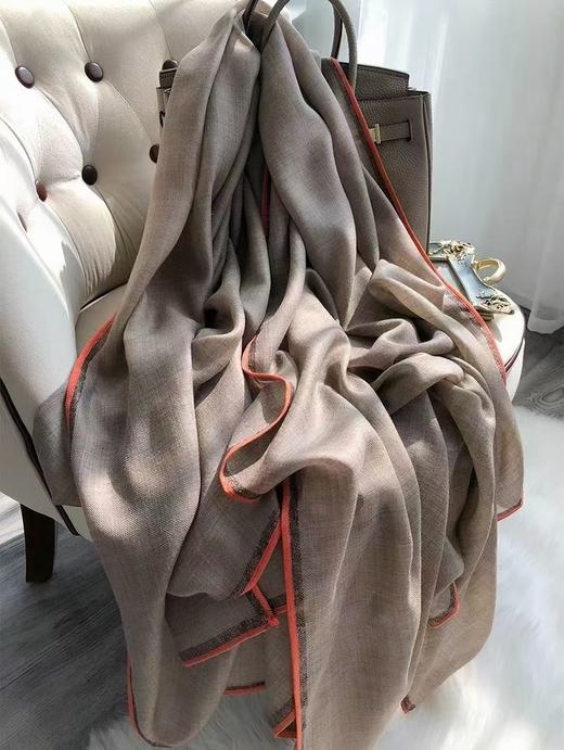 新疆优质细羊绒包边金丝线羊绒围巾【新款90*200cm】 商品图0