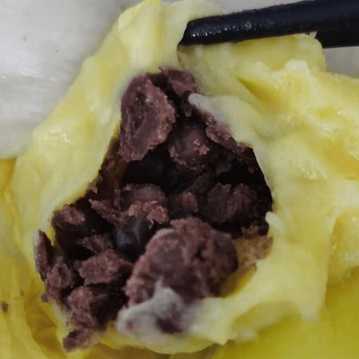辽宁朝阳纯手工包制东北粘豆包 ，大黄米馅/白糯米馅480g*2袋 ，传统大锅蒸制，口感粘糯，味道纯美，皮儿薄馅儿大，吃上一口啊，小时候妈妈的味道，回味悠长~邮政快递辽宁省内包邮 商品图8