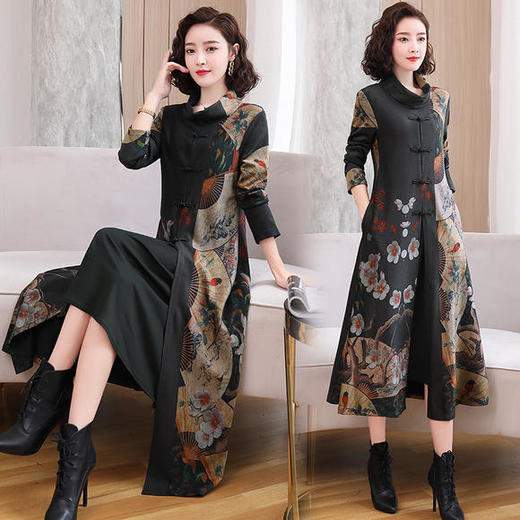 WZNH-YYG82590盘扣改良旗袍高领长袖连衣裙 商品图3