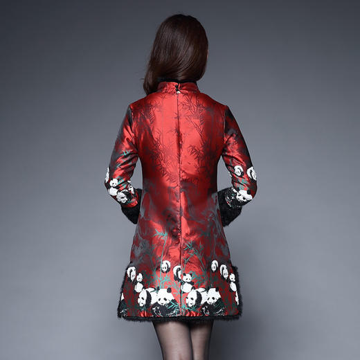 LT-LT6333民族风女装秋冬保暖貂毛长袖妈妈装夹棉旗袍加厚外套 商品图2