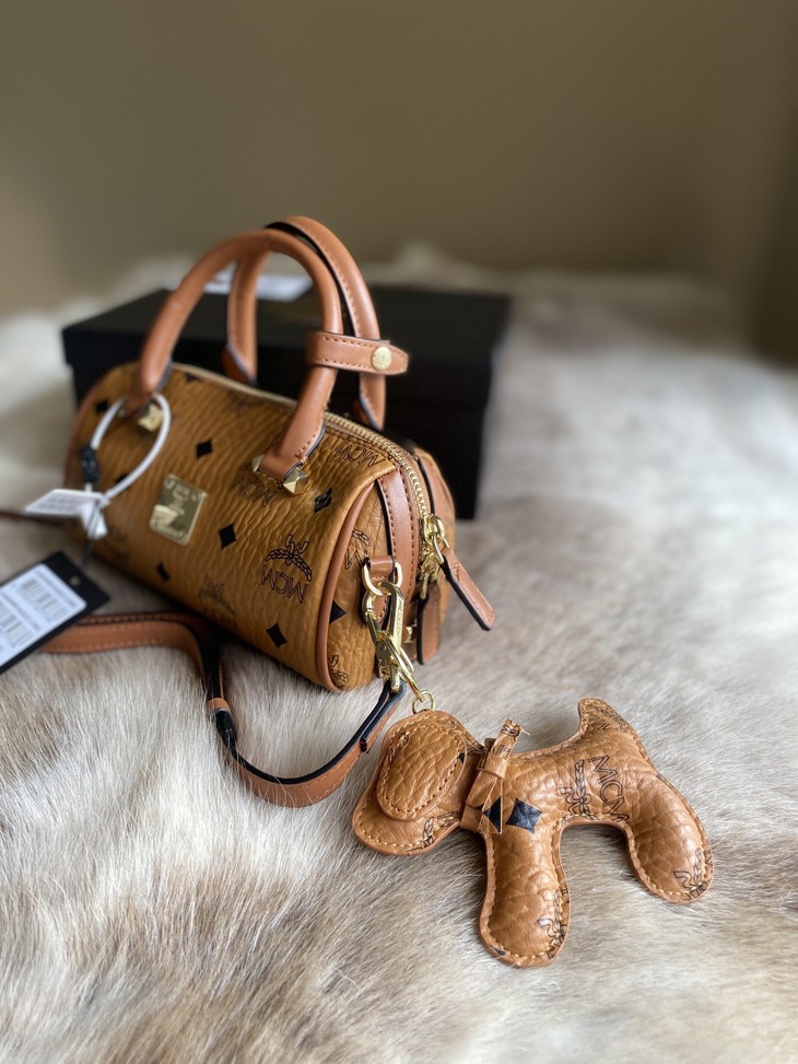 mcm波士顿枕头包