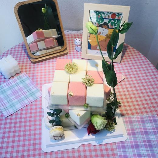 超人气魔方蛋糕，树莓夹心白乳酪慕斯喷砂！单色/双色可选（提前三天预定！） 商品图3