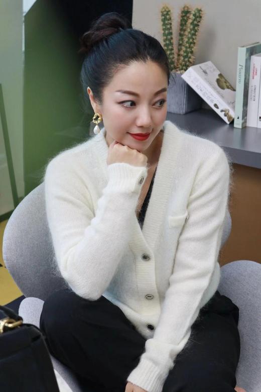 Miss Sixty2020冬季新款V领排扣白色毛织开衫外套女603RJ3940000 商品图1