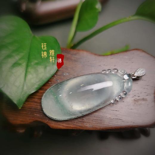 翡翠玻璃种福贝挂件 商品图4