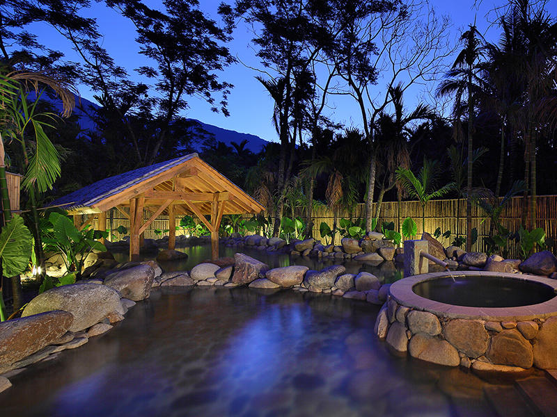 海南七仙岭宝亭荔苑温泉酒店1晚 森林客栈1晚"双12"特惠套餐 「含早