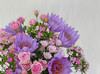【稳稳的幸福】紫色睡莲6 粉色多头玫瑰2 粉色小雏菊2 粉色相思梅4（夏木设计） 商品缩略图4