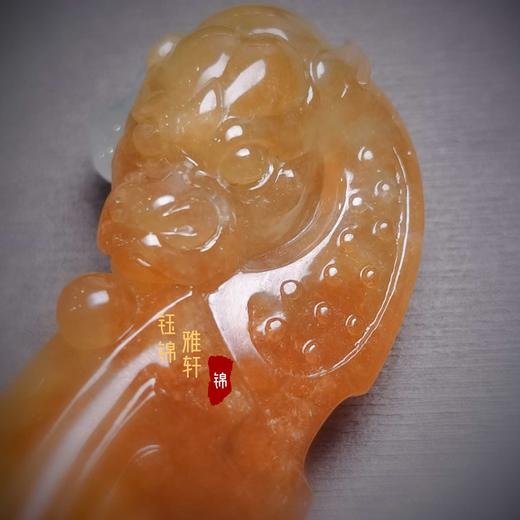 翡翠 “信任”黄翡龙凤挂件 商品图0