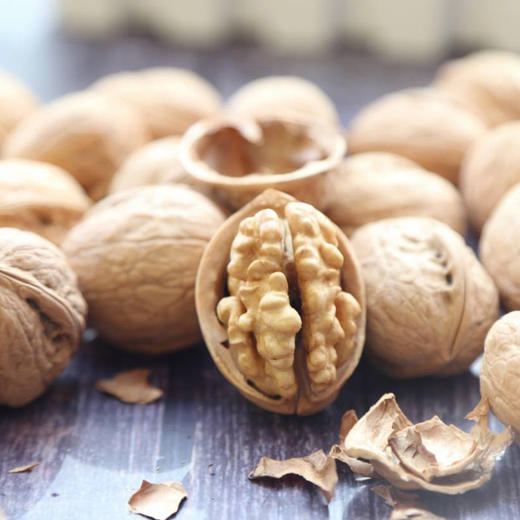 阿克苏185纸皮核桃(核仁饱满,易取整仁,味香)5斤装