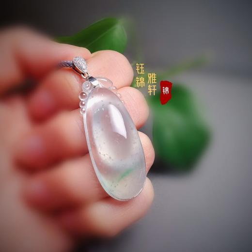 翡翠玻璃种福贝挂件 商品图3