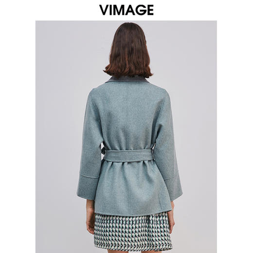 VIMAGE纬漫纪品牌女装冬款不对称翻领收腰羊毛呢大衣外套V1414019D 商品图3