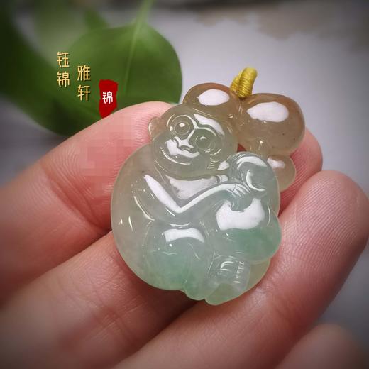 翡翠小猴挂件 商品图2