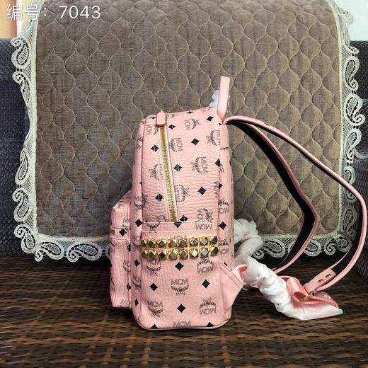 【MCMding级原单】秋冬特价💰520 实拍小号7043 Stark经典双肩背包 商品图1