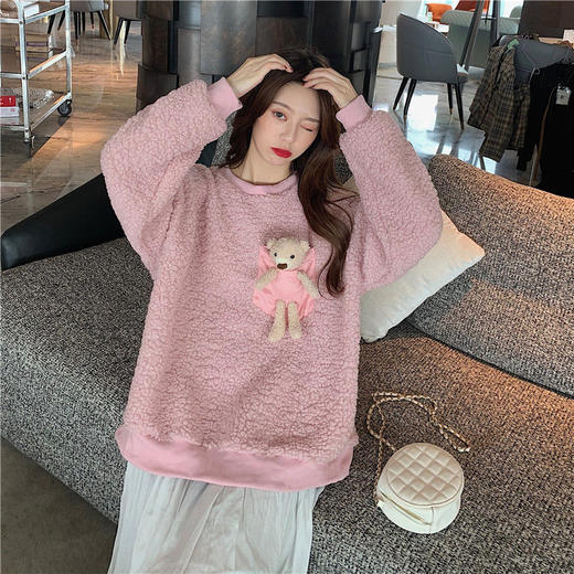 2020新款秋冬小熊仿羊羔毛可爱套头宽松加绒加厚女学生外套上衣 商品图1