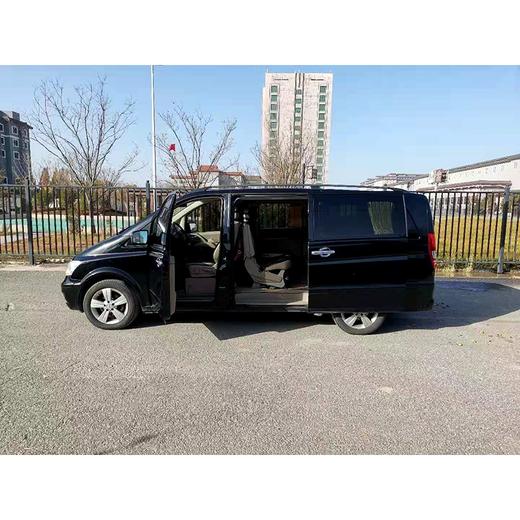 【特价月租-北京】奔驰 维雅诺 3.0L 舒适版 商品图5