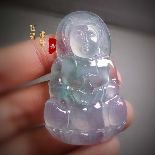 翡翠春带彩冰种观音挂件 商品图5