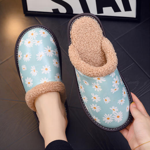 丁摩 炫彩羊皮面秋冬季加绒保暖棉拖鞋 商品图4