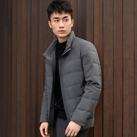 圣得西保暖羽绒服男2020年冬季新款灰绿立领冬天外套2062041503