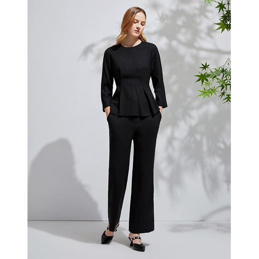 EITIE爱特爱春季新款气质通勤百搭纯色经典羊毛T恤小上衣女6113802 商品图7