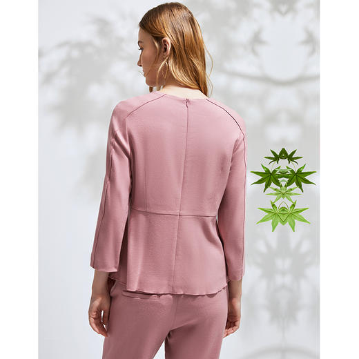 EITIE爱特爱春季新款气质通勤百搭纯色经典羊毛T恤小上衣女6113802 商品图5