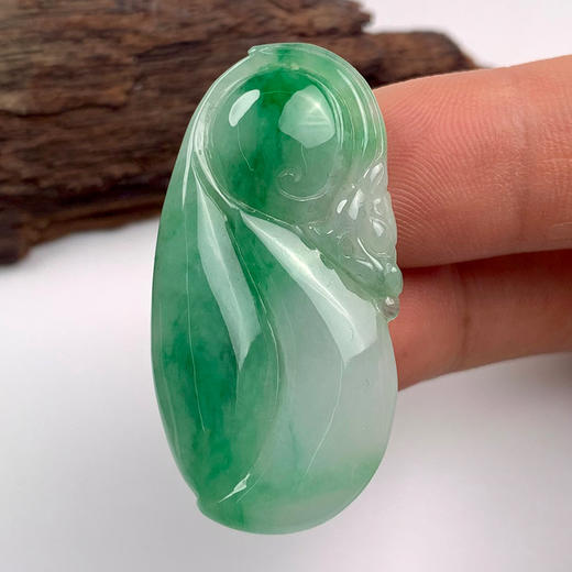 派瑞翡翠 翡翠挂件 糯种 飘绿花 商品图2