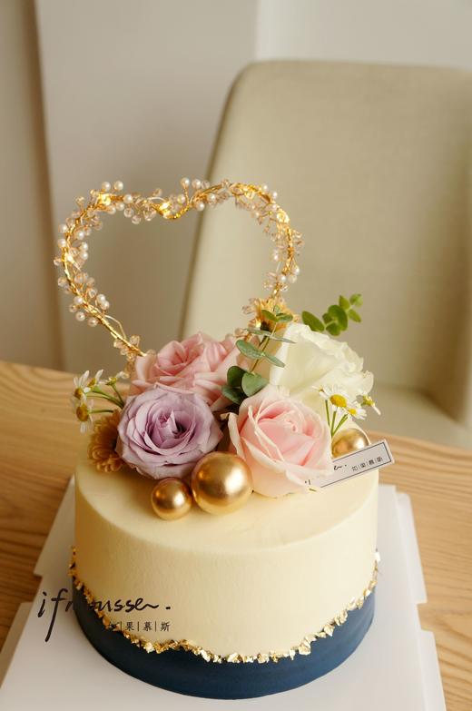 「女士」藏蓝色鲜花 商品图0