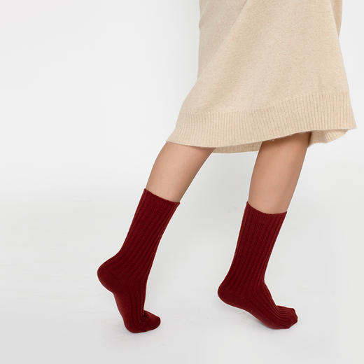 2020经典款女士山羊绒罗纹针织长袜 商品图2