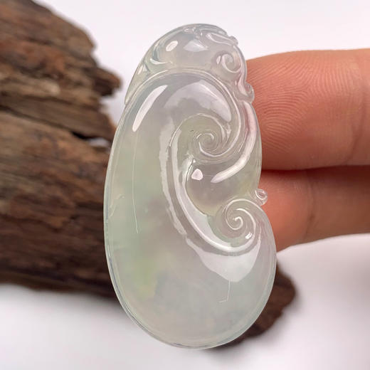 派瑞翡翠 翡翠挂件 糯种 飘绿花 商品图2