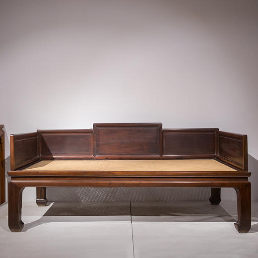 清代红木三围屏素工罗汉床