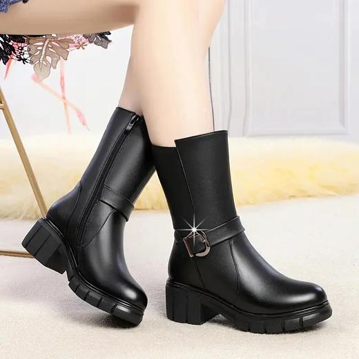 KQXH-ZF8336新款时尚气质中粗跟羊毛短靴 商品图0