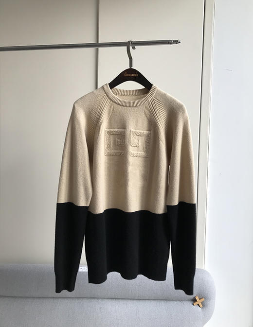 6折 纪梵希 圆领插肩4G提花 针织衫 两色可选 BM2570 商品图10