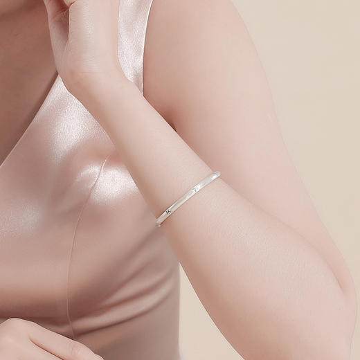 Winy9999足银六字真言手镯送女友闺蜜节日生日礼物 商品图1