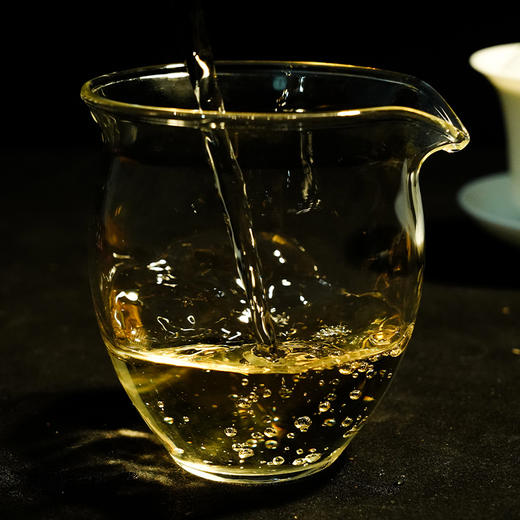 【20年昔归古树白茶】茶叶云南临沧600年古树纯料357g茶饼 商品图1