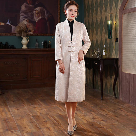 XGT-T2491修身舒适软提花中国风夹棉旗袍外套 商品图2