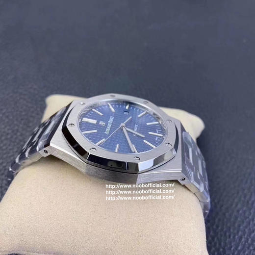 ZF爱bi皇家橡树15400系列 采用9015机芯改爱彼CAL.3120一体机！实现厚度达到9.8mm与原装一样。男士腕表，精钢表带，自动机械机芯，透底。 商品图7