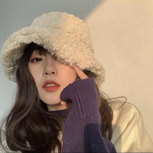 韩版俏皮帽子女秋冬羊羔毛绒渔夫帽日系百搭复古软妹学生保暖盆帽七夕情人节 商品图0