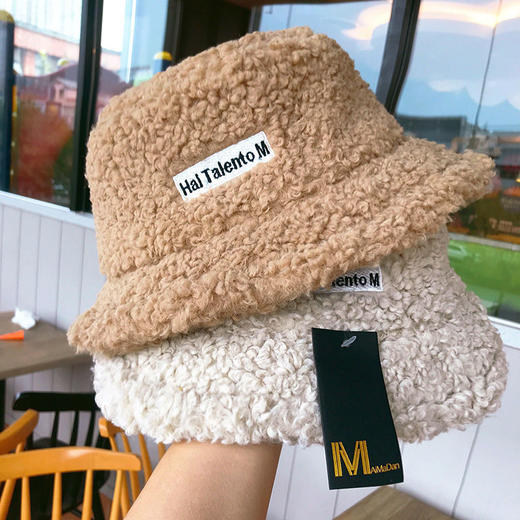 帽子女ins羊羔毛字母刺绣小檐渔夫帽秋冬季纯色保暖毛绒盆帽情侣 商品图1
