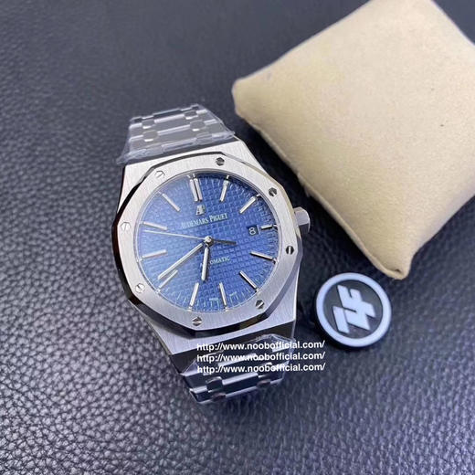 ZF爱bi皇家橡树15400系列 采用9015机芯改爱彼CAL.3120一体机！实现厚度达到9.8mm与原装一样。男士腕表，精钢表带，自动机械机芯，透底。 商品图2