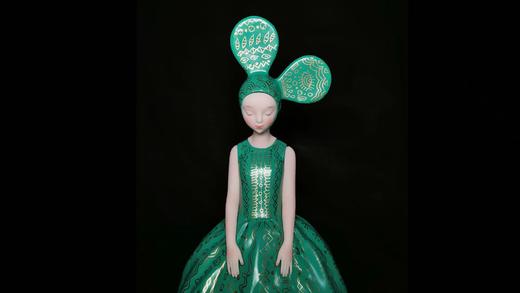 绿色图腾-然女孩-王欢 商品图0