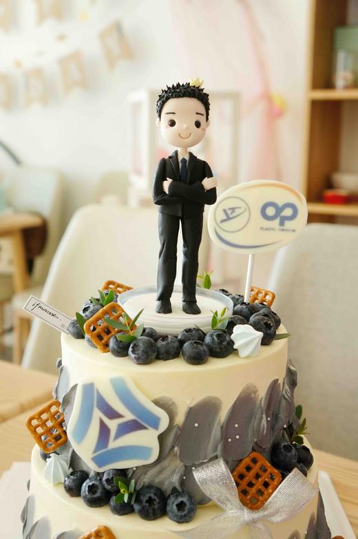 「创意定制」成功男士 奶油蛋糕加翻糖人物 商品图1