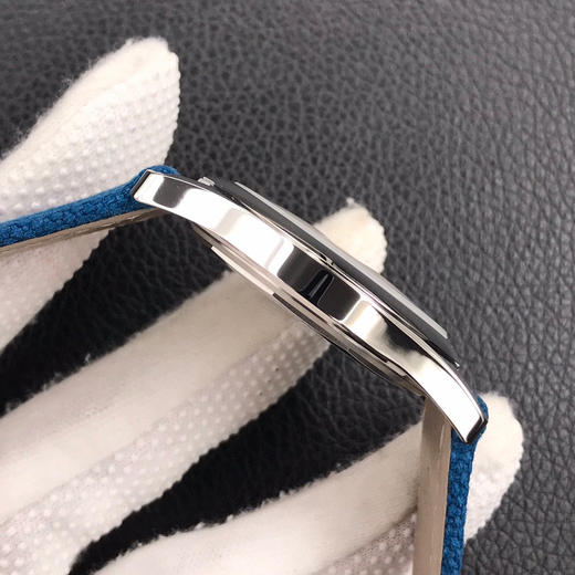 ZF优雅之作 再攀钢表新高峰 百达翡丽新品——PP Ref.6007A-001（普朗菜乌特制表大楼纪念款）
【精彩细节】腕表尺寸40mm 商品图5