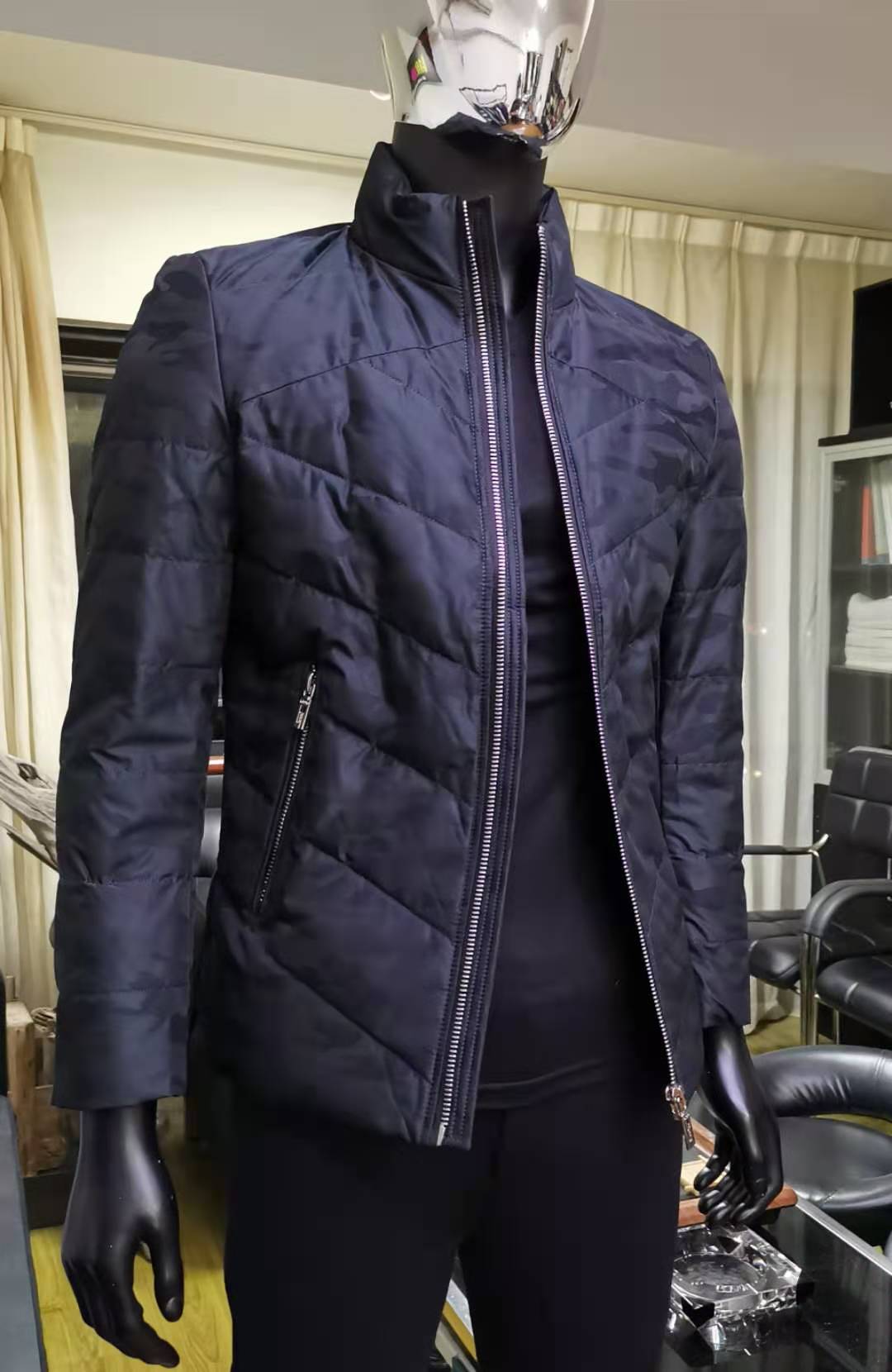 8871军绿 休闲羽绒服