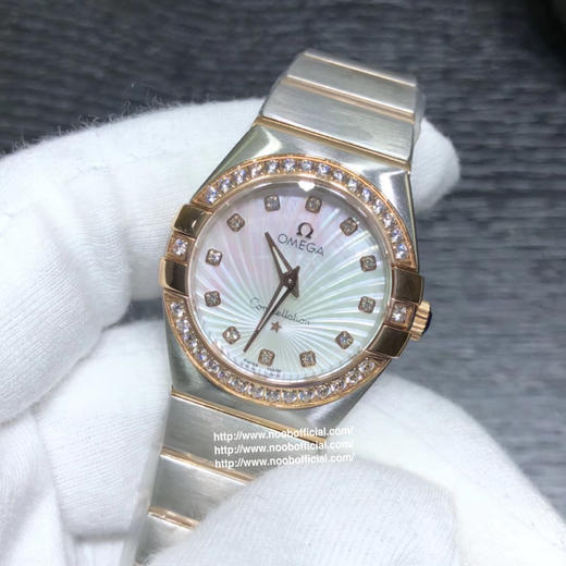8848F厂岀品欧米茄星座系列，24毫米 搭载原版欧米茄1376专用机芯优势1，真钻一级贝母字面2，表带工艺还原专柜，更舒适，工艺目前为止独家3，表带18K金盾牌，还原专柜，比市场更逼真，四个角无缝 商品图2